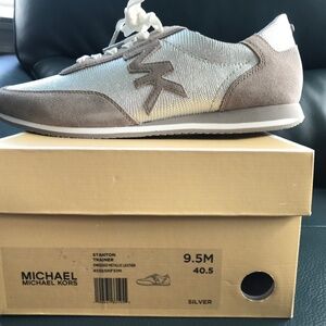 Michael Kors woman’s sneakers